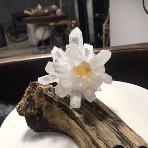 Quartz  cluster